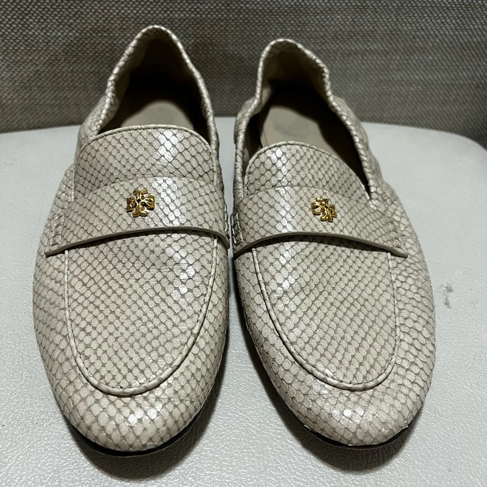 Tory Burch Logo Nude Leather Ballet Loafers Flats Women’s Size 8